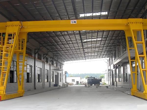 MHE雙葫蘆門式起重機(jī)
